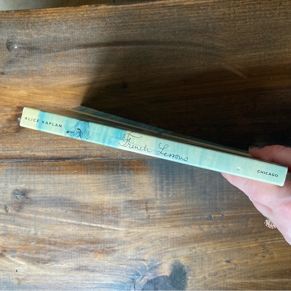 French Lessons: A Memoir by Alice Kaplan. Paperback 1993 - Great Book! - Picture 2 of 12